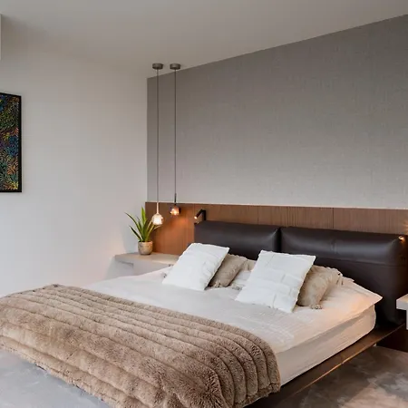 Castle View Penthouse *