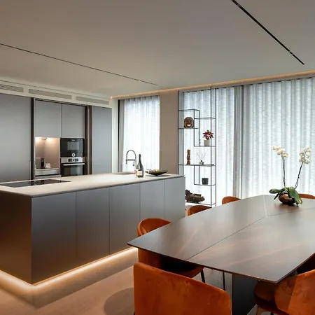 Castle View Penthouse Appartement *