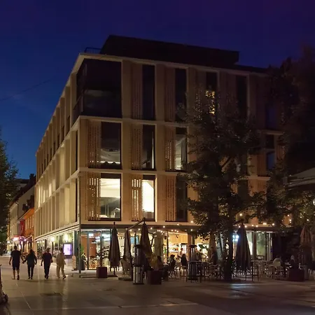 Apartma Castle View Penthouse *